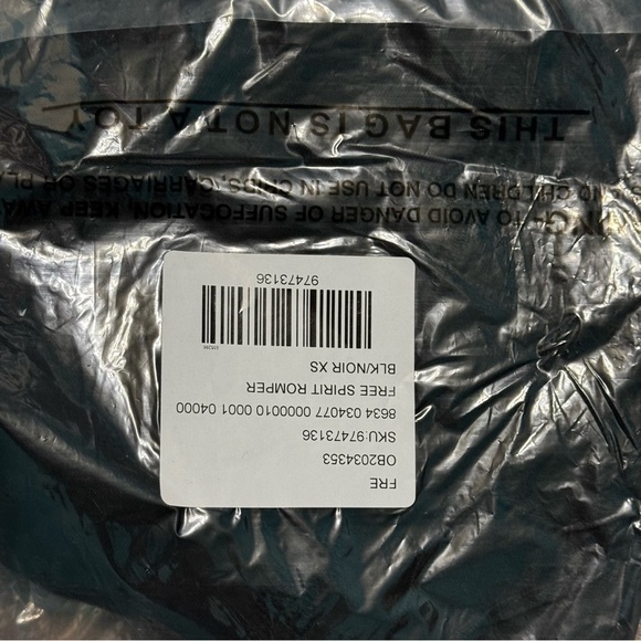 FREE PEOPLE Free Spirit Romper Small nwt - Picture 12 of 12